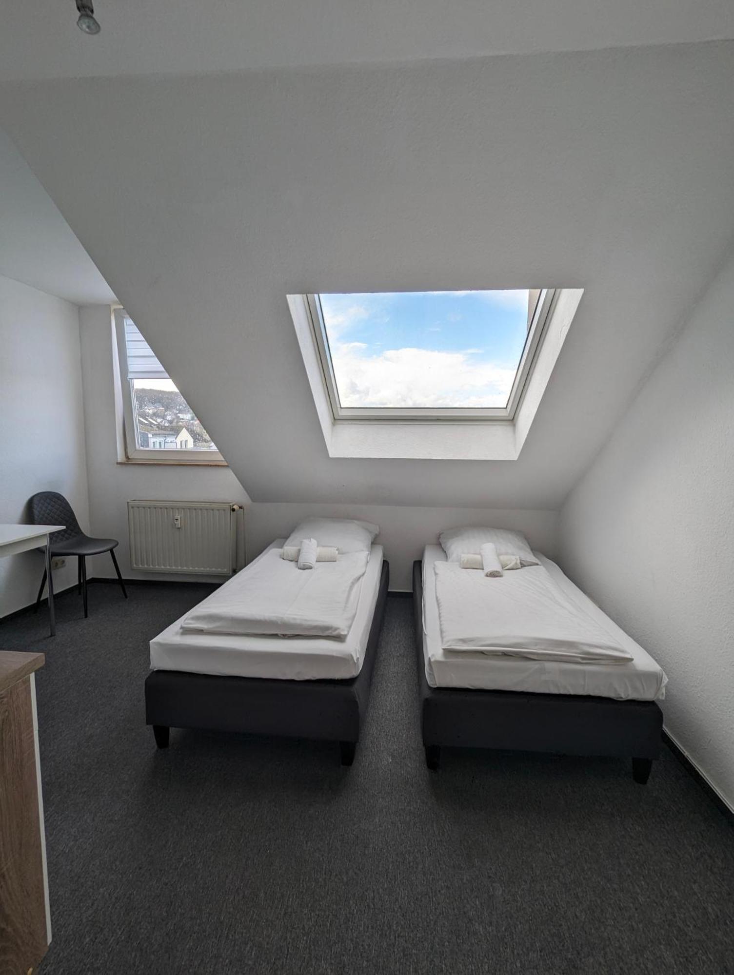 & Lift - Hoeft Apartment